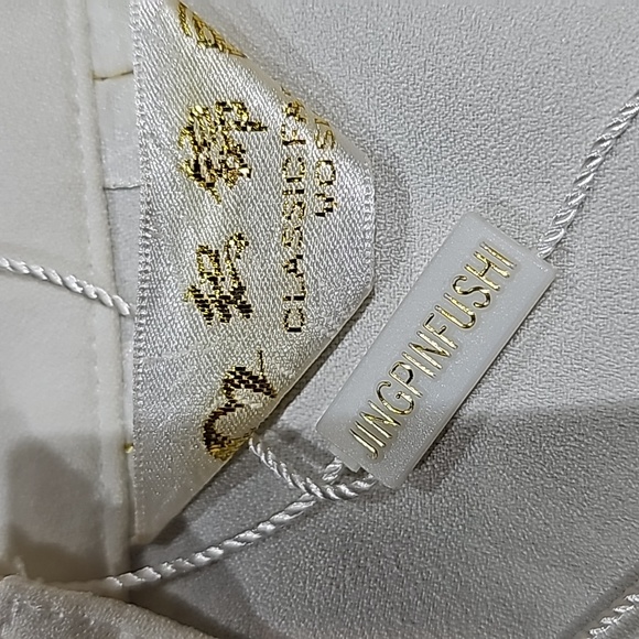 Vintage lace ruffle high collar blouse size XXL. - Picture 15 of 15